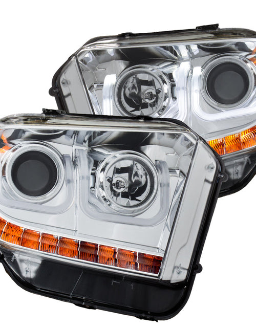 Load image into Gallery viewer, ANZO 2014-2016 Toyota Tundra Projector Headlights w/ U-Bar Chrome
