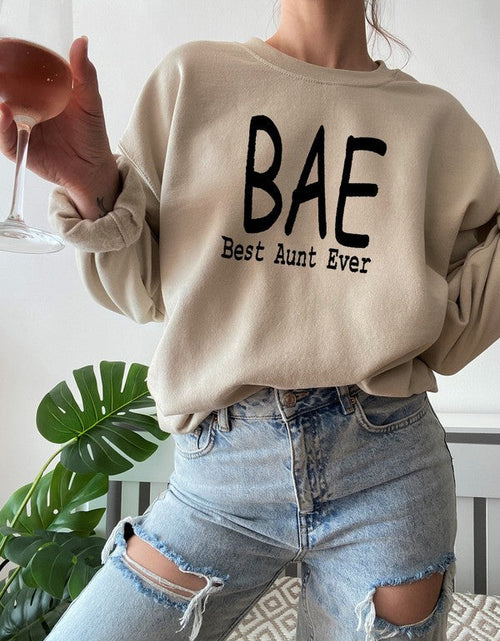 Load image into Gallery viewer, BAE Best Aunt Ever Sweat Shirt
