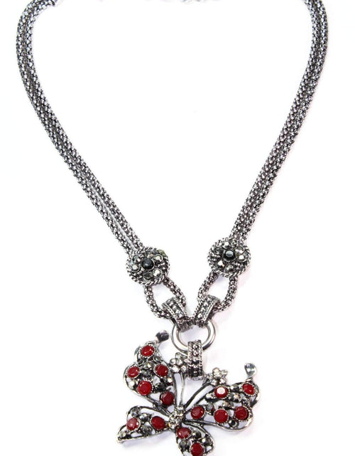 Load image into Gallery viewer, Dazzling Butterfly Necklace
