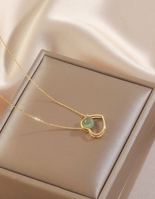 Load image into Gallery viewer, Golden heart theme jade necklace
