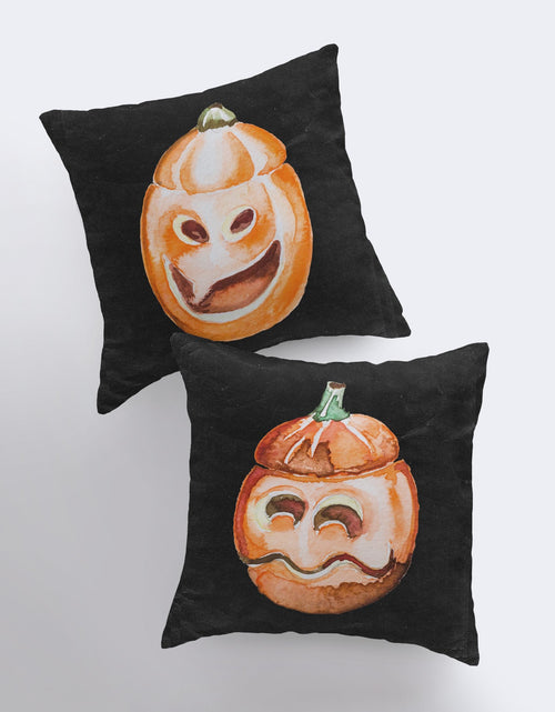 Load image into Gallery viewer, Jack O Lantern Pillow Cover | Fall Décor | Halloween Pillows |
