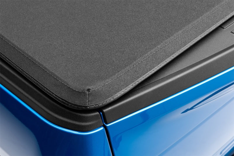 Lund 15-18 Ford F-150 (6.5ft. Bed) Genesis Elite Tri-Fold Tonneau