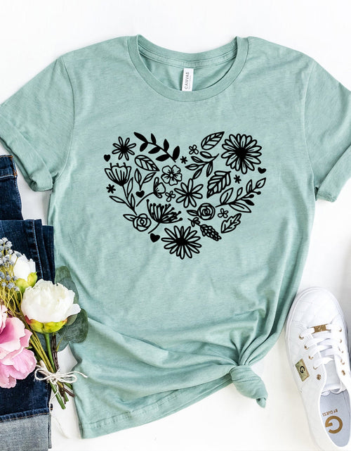 Load image into Gallery viewer, Flower T-shirt
