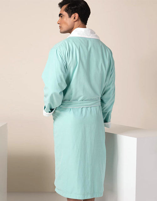 Load image into Gallery viewer, Men&#39;s Luxury Microfiber Spa Robe
