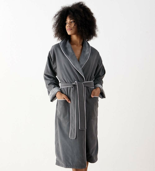 Load image into Gallery viewer, Women&#39;s Plush Microfiber Spa Robe
