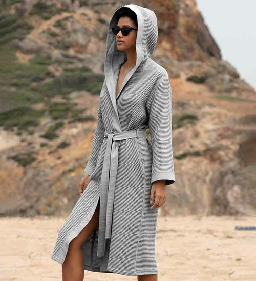 Load image into Gallery viewer, Women&#39;s Hooded Turkish Cotton Waffle Robe
